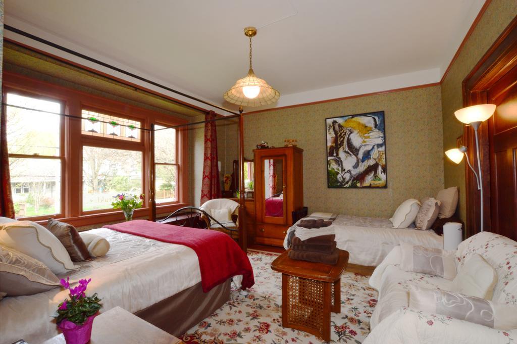 Marketa'S Bed And Breakfast Виктория Экстерьер фото